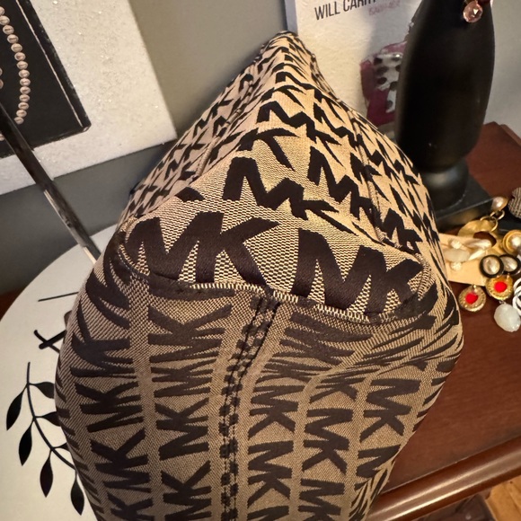 Michael Kors Black and Brown Monogram Tote - Picture 6 of 8